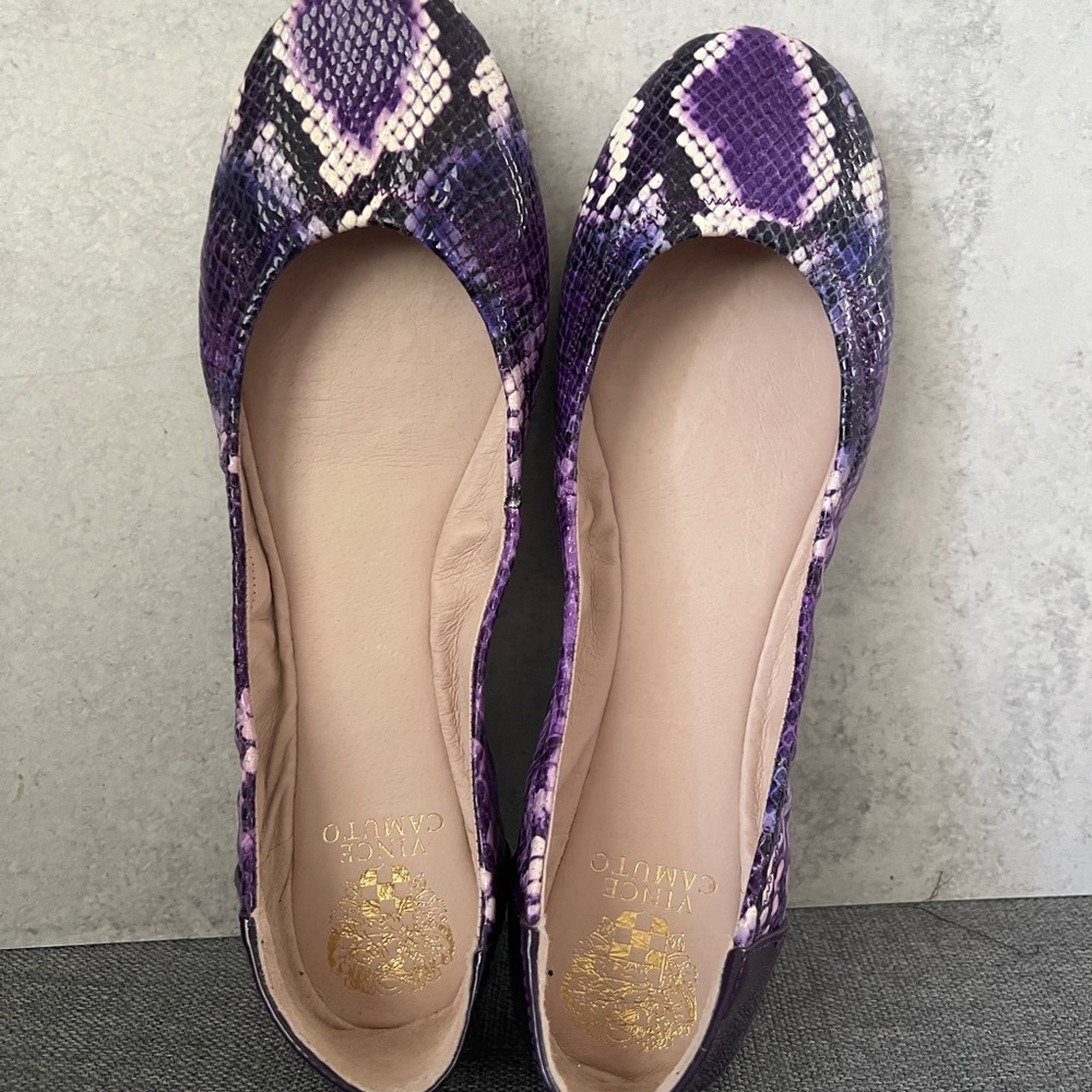 Vince Camuto Purple Snakeskin Ballet Flats - Picture 2 of 4